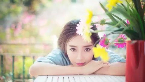 大一女生手表寝室被偷